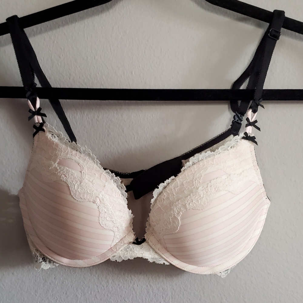 Victoria's Secret bra